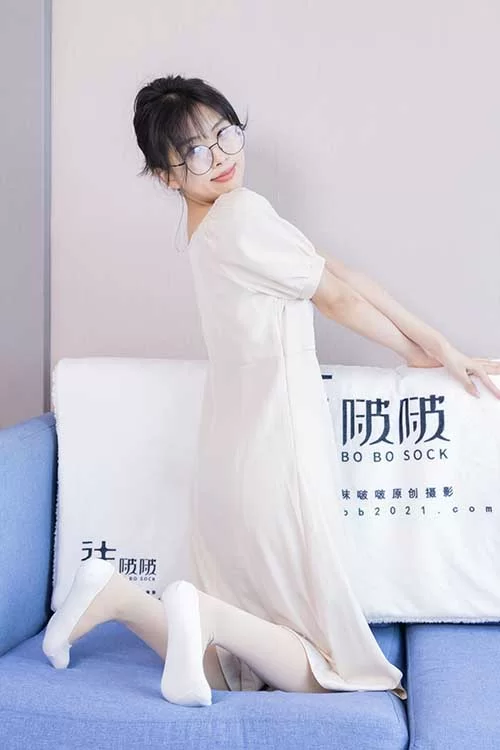 袜啵啵-奶油-板鞋、白船袜厚肉丝叠穿、厚肉丝 [170p1v-1.7GB]