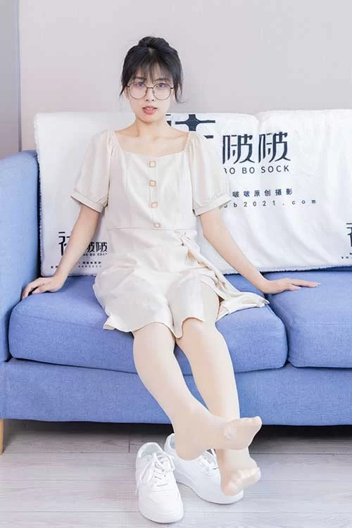 袜啵啵-奶油-板鞋、白船袜厚肉丝叠穿、厚肉丝 [170p1v-1.7GB]