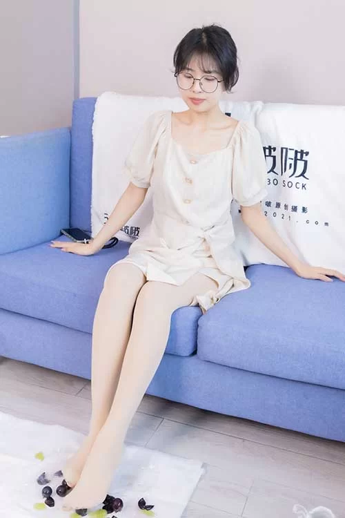 袜啵啵-奶油-板鞋、白船袜厚肉丝叠穿、厚肉丝 [170p1v-1.7GB]