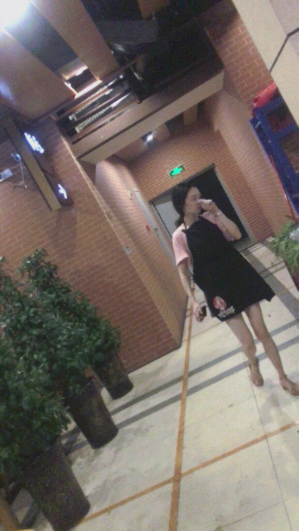 偷拍绝版珍藏《厕拍美女系列》第一人称手持视角 拍完逼再拍脸 4K原档未流出合集《390V+46.5GB+200分》