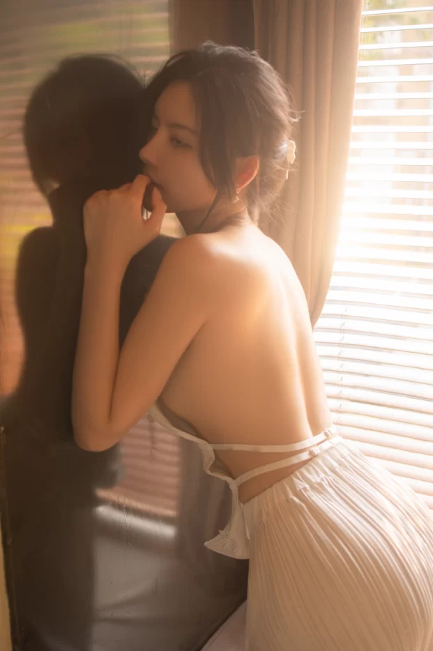 就是阿朱啊_午后暖阳 [32P] [32P-260m]