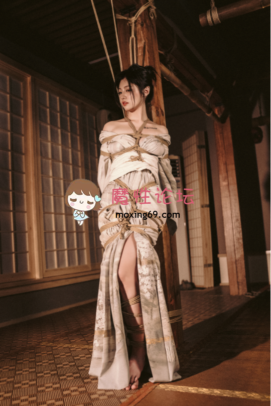 福利桃良阿宅 NO.54 绳艺 [64P-722MB][百度云]