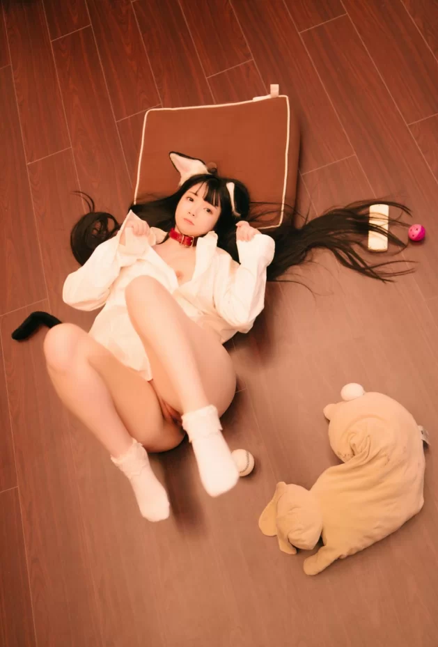 落落Raku_订阅Your Puppy! [49P] [49P-650m]