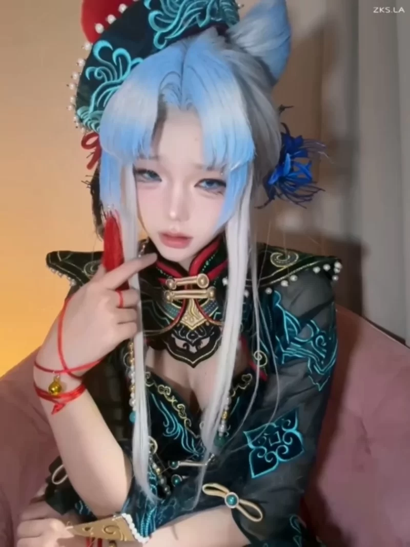 芃芃大人 - 玉玲珑 僵尸娘 盯射 倒计时 [2V-808MB]