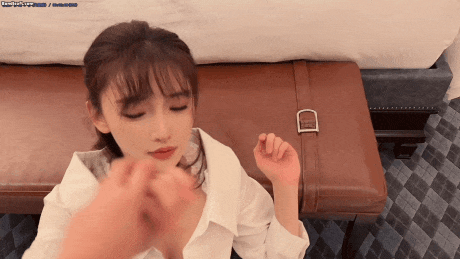 国产自拍《某房加密破解》2504 秀人网 陆萱萱 丝袜美腿 透视蕾丝内衣露毛 半剧情演绎《94P+2V-百度》