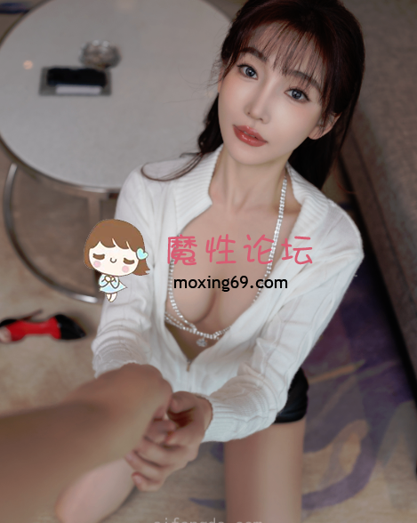 国产自拍[度盘]《稀有资源流出》秀人网陆萱萱镂空钻石内衣乳贴真空肉丝