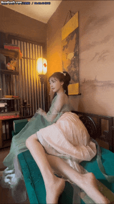 国产自拍《秀人网》陆萱萱&安然 最新 双女情趣古装诱惑视图《80P+2V+2.17G-百度》