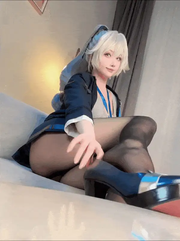 凉凉子_大鸭鸭 [50P+12V] [50P+12V-1g]