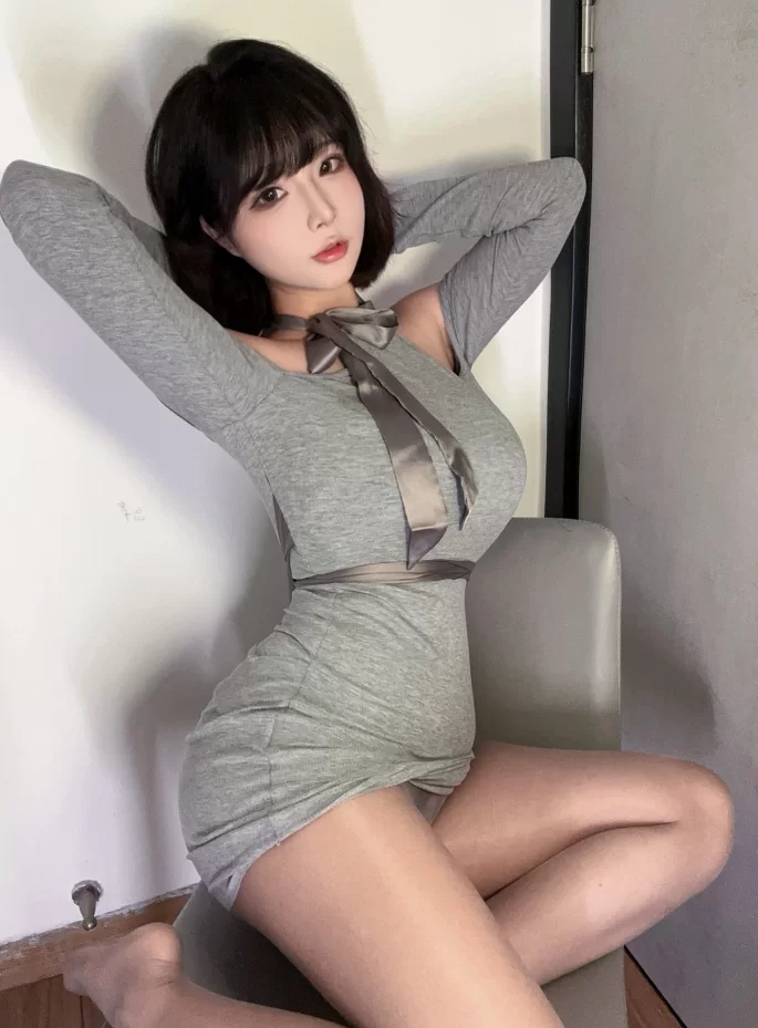 yuuhui玉汇_7月 邻家姐姐 [47P+3V] [47P+3V-550m]