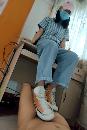 国产国产萝莉洛丽塔小皮鞋,JK,足交,鞋交,玉足长腿 足控爱好者视频合集《127V84G》