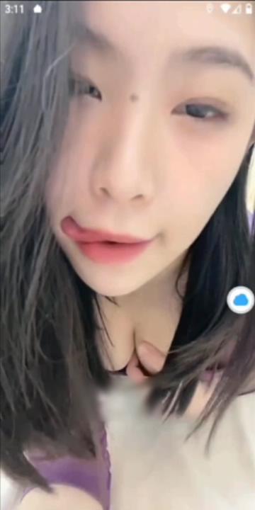 剧情某房最新流出《一对一》 大屁股小姐姐卖力的把自己玩高潮痉挛[2V 1314 MB] [BT]