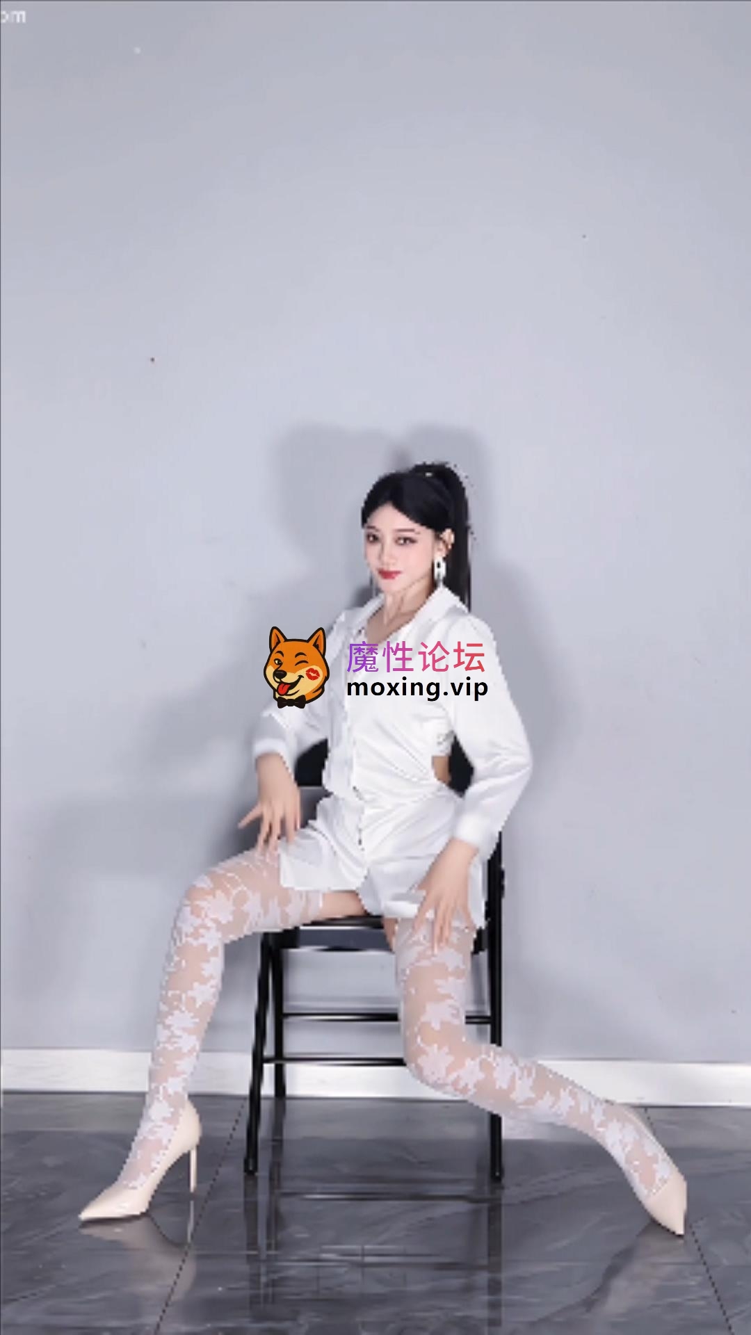 跳舞B站小艾x艾x36V 最新擦边舞蹈合集  [36V+8G][百度网盘]+磁力种子