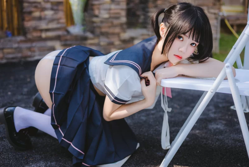 樱桃喵_草莓 [33P] [33P-500m]