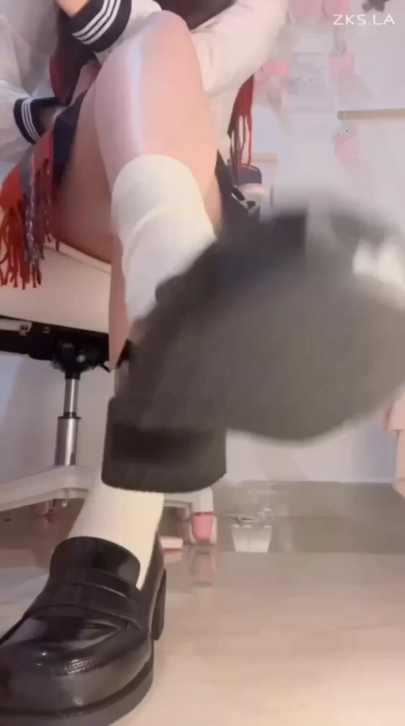 砂糖sama - 双马尾 白袜 小腿袜 羞辱 寸止 红绿灯 倒计时 盯 [1V-1.22GB]