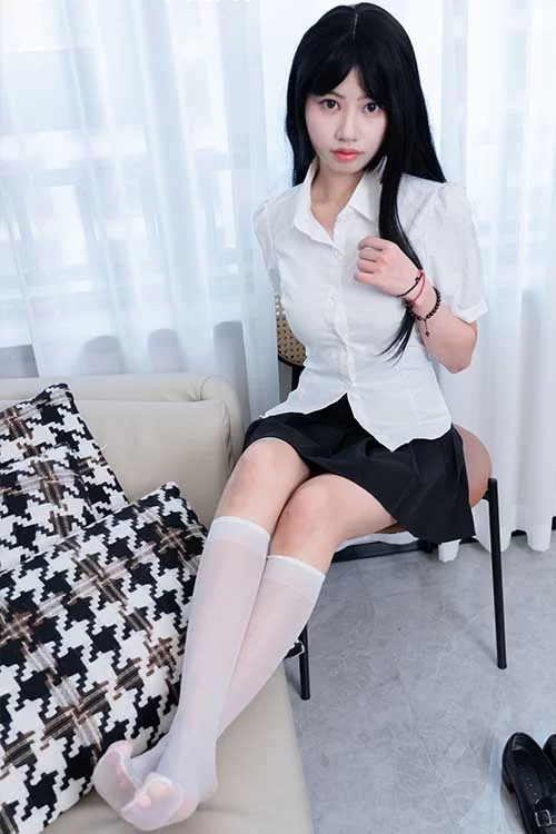 甜予摄影-酥酥-超短裙皮鞋白丝裸足 [127P1V-1.6G百度网盘] [127p1v-1.6GB]