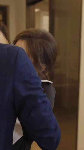 剧情擦边短剧《暧昧公寓》都被绿后果断反击攻略黄毛的老婆情人等《101V-1.8G》夸克