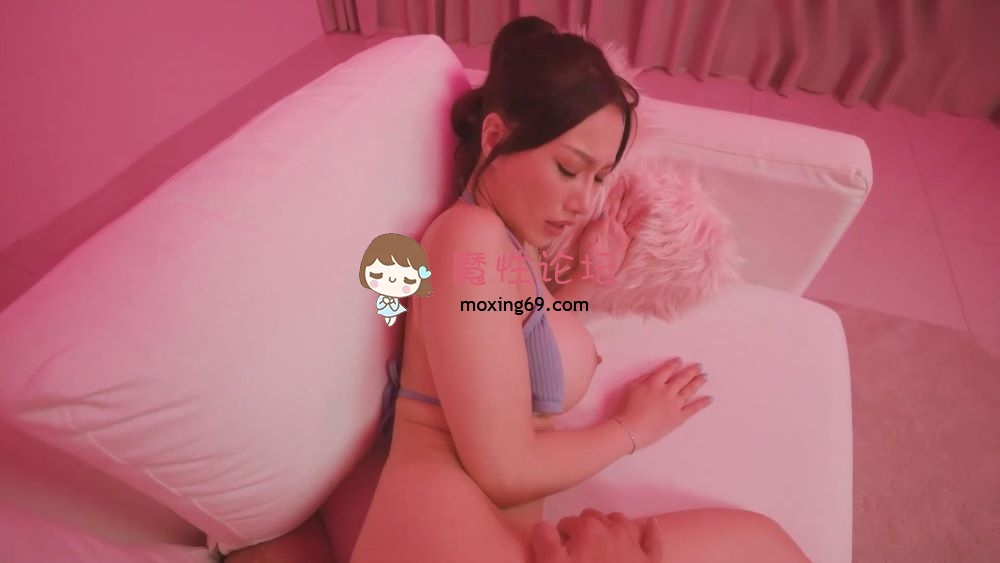 国产自拍大胸美少妇面试短剧演员遭遇潜规则被摄像师摸胸揉穴提枪狠操被操到喷水高潮《1V-675M-BT种子》