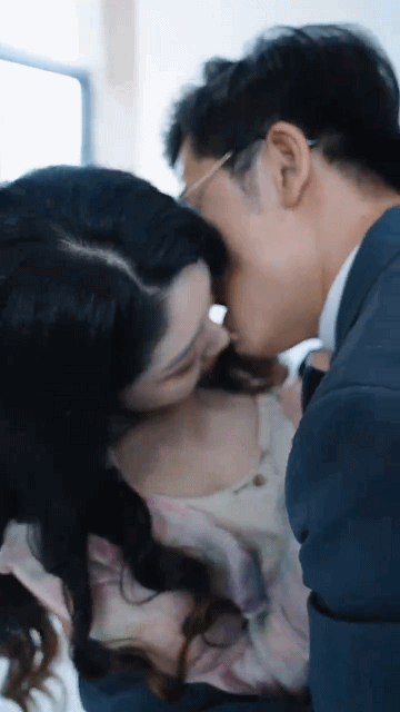 剧情开局老婆祭天，妹妹被人强奸——擦边短剧NTR+NTL脑洞剧《贴身保安》《1v-588m》夸克