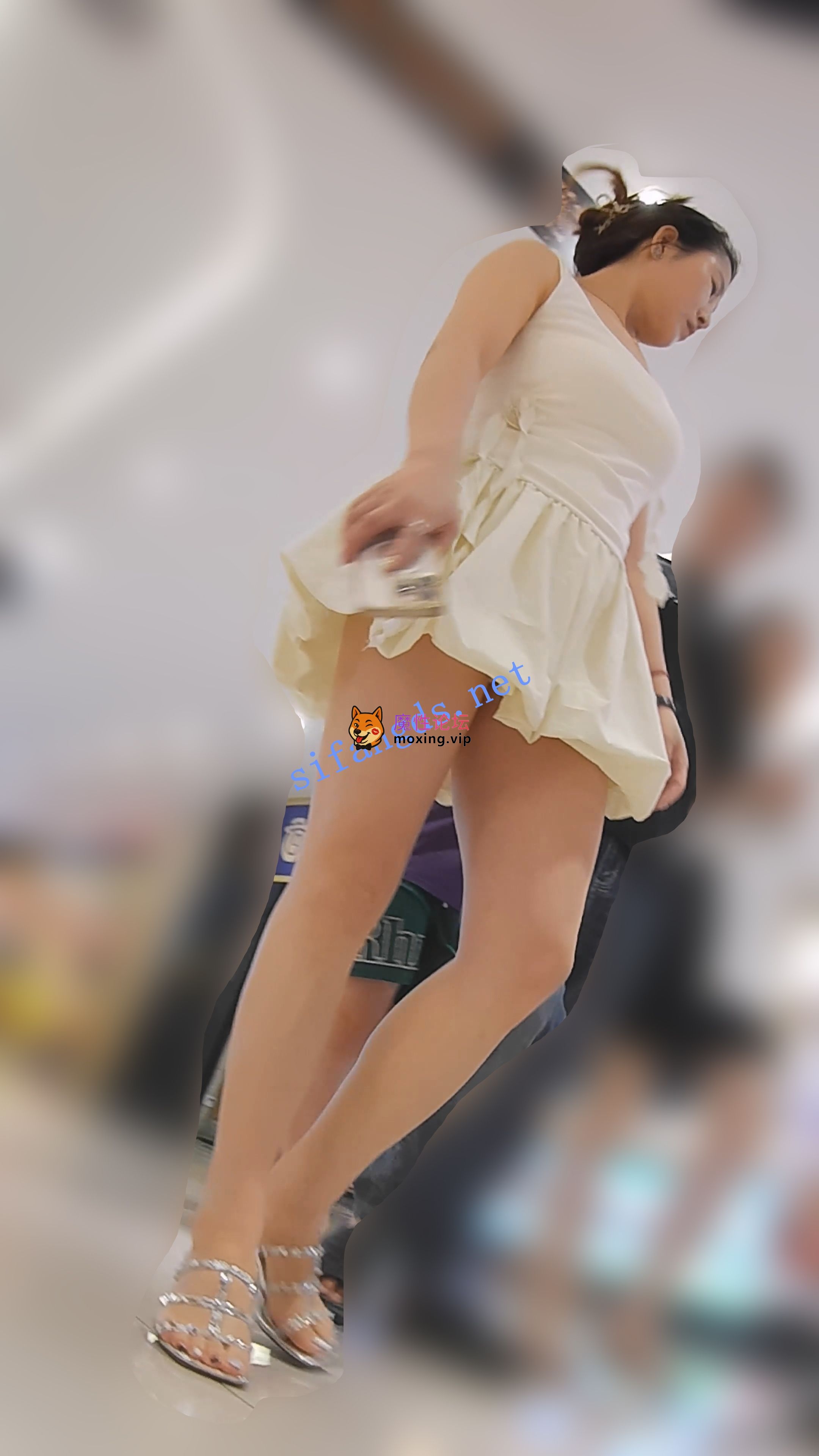 偷拍『D·D』某房近期内购149-152期小合集《4V+3.92G-百度》