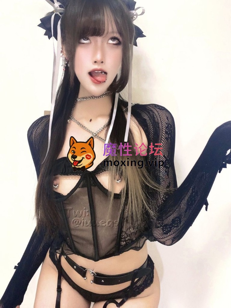 国产自拍《不得惹iuueas》反差少女情趣道具 女王露出爱好者 [63v+38p+2.6GB]