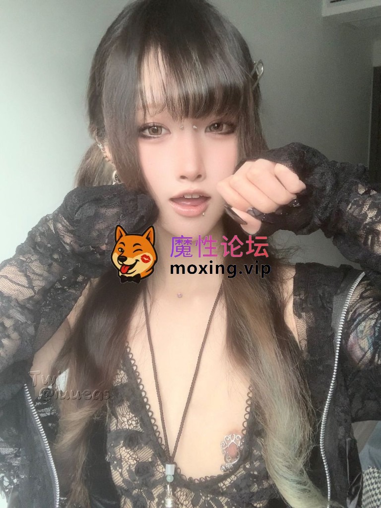 国产自拍《不得惹iuueas》反差少女情趣道具 女王露出爱好者 [63v+38p+2.6GB]