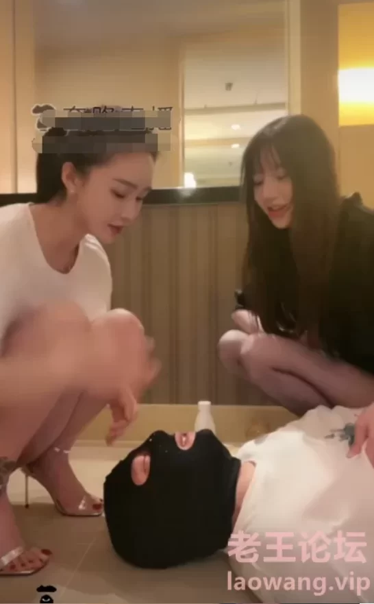 套路颜值扛把子筱月和樱桃双人口水足控福利 [1v-714m]