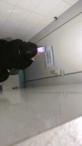 偷拍全网首发《顶级厕拍》手持贴逼抄底大学生舞蹈生全是嫩逼「某房原版」合集《22.3G+165V》百度