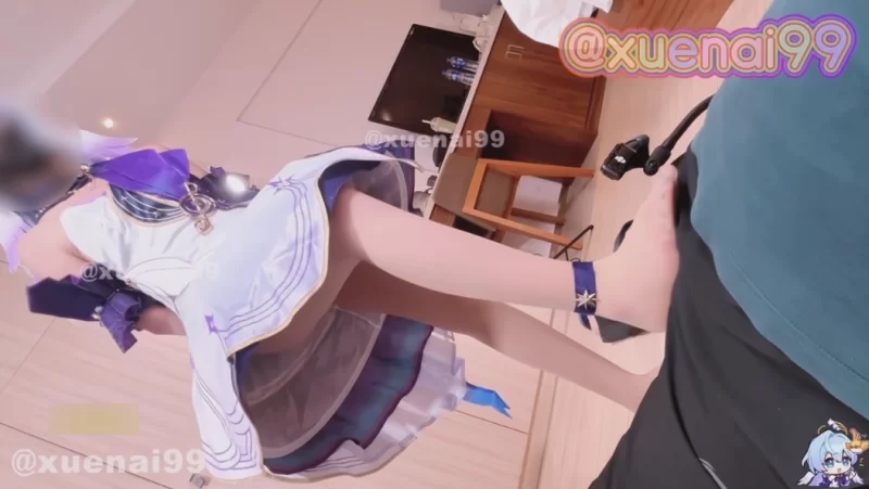 崩铁知更鸟cos，小鸟的肉丝足交侍奉❤️ [1v-667mb]