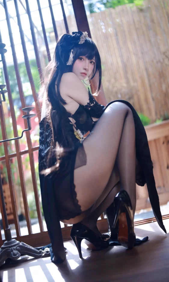 疯猫ss_镇海碧蓝航线：镇海[63P] [63P-600m]