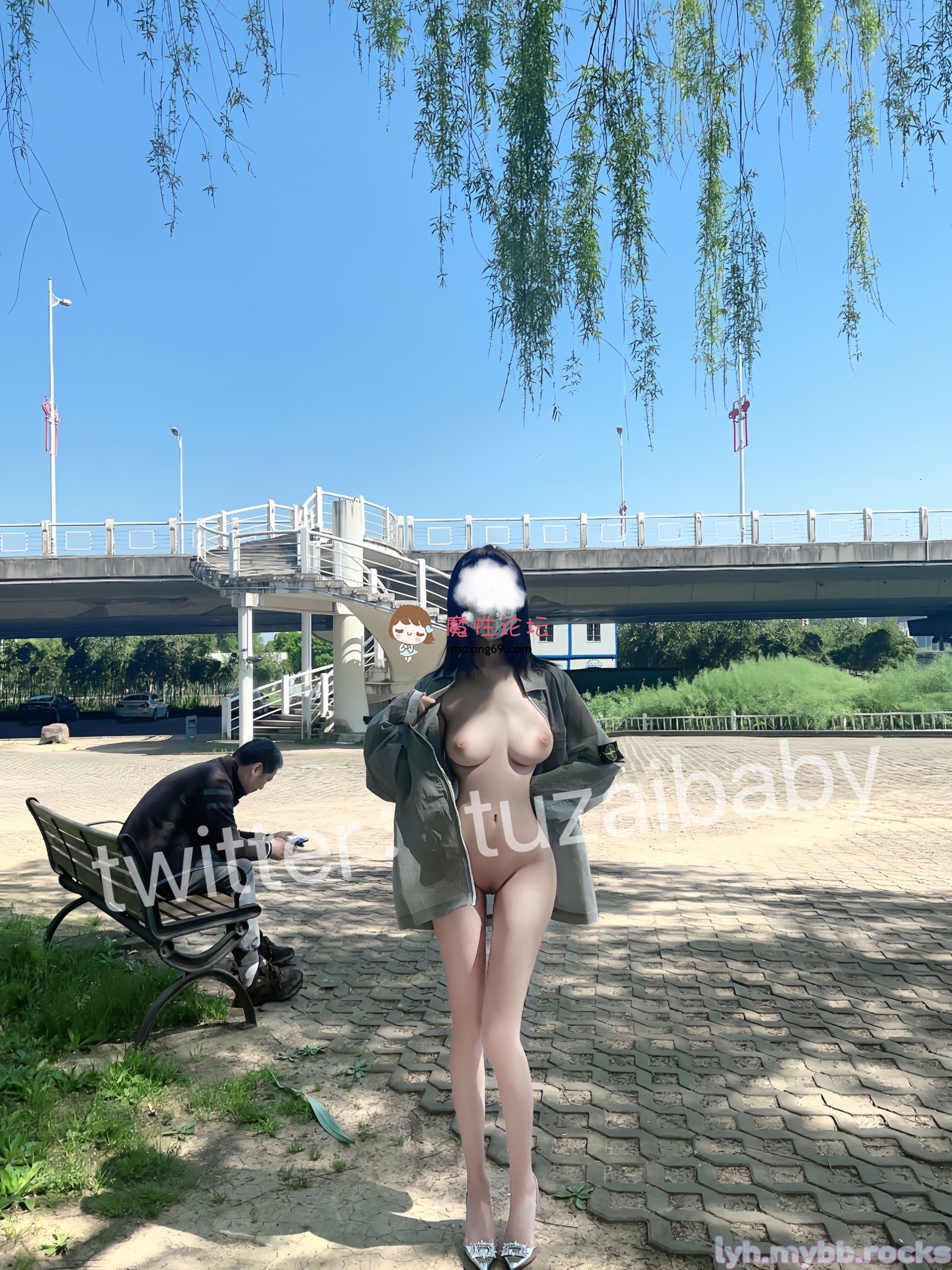 国产自拍《PIKPAK》顶级露出福利姬兔崽爱喷水tuzaibaby视频合集《101P327V39G》