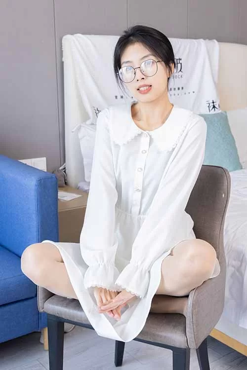 袜啵啵-奶油-帆布鞋-连衣裙薄肉丝美腿[160P-1V-1.7G百度网盘] [160p1v-1.7GB]