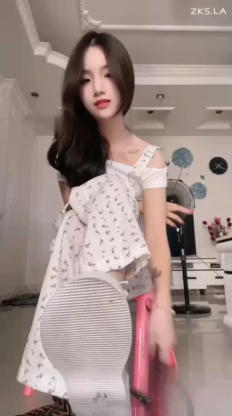 香芋朱朱 - 鞭子 [1V-2.10GB]