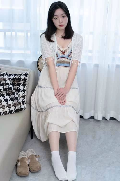 甜予摄影-小葵-棉鞋、白棉袜、薄肉丝 [135P1V-1.8G百度网盘] [135p1v-1.8GB]