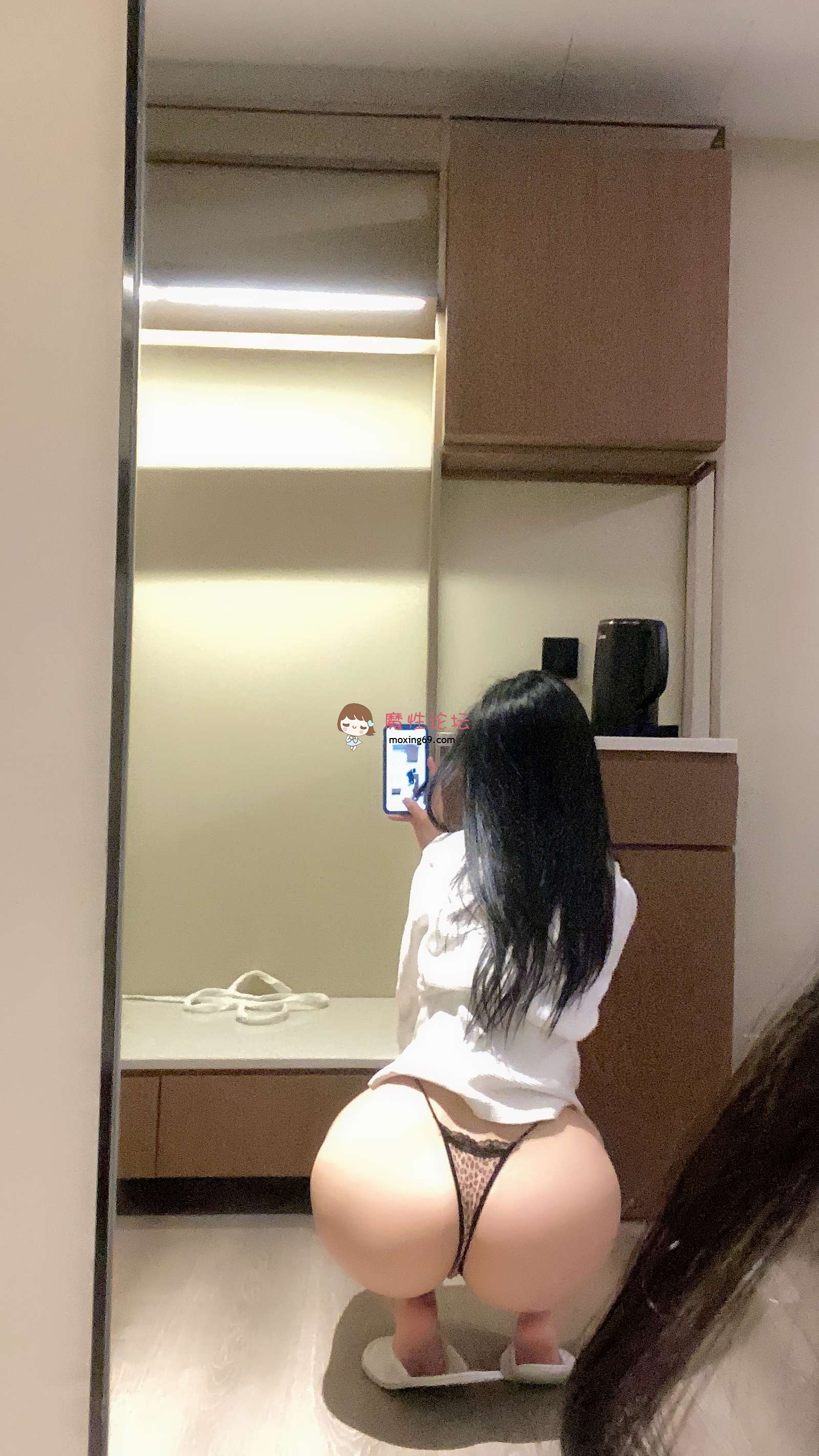 俏妞qiaoniuTT - 可以夹住牙刷 [10P1V65MB][百度云]