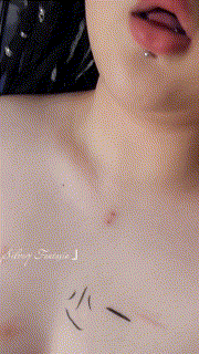 国产自拍最近超火一少网红举牌私人定制多位极品高颜值爆乳女神淫靡扣穴情趣诱惑舌钉吃鸡电动牙刷五花八门 [1V 1.26GB][夸克]