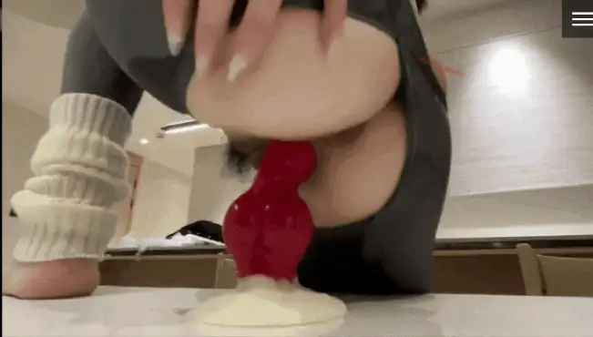 晚苏susu_灰色瑜伽 [96P+1V] [96P+1V-950m]