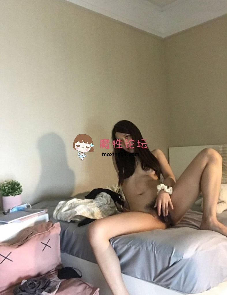 极品telegram电报群《少女露出&学生女友》鲜嫩肉体淫荡画面《2960P+1129V-50G》