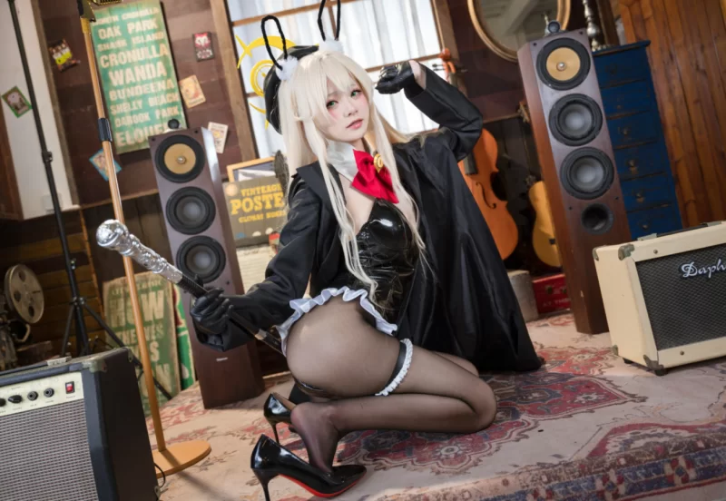 九柒喵_碧蓝 笑面兔女郎 [36P] [36P-400m]