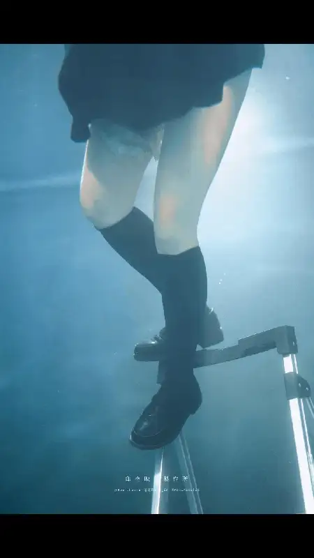 落落Raku_水泳馆 [58P+1V] [58P+1V-1.1g]