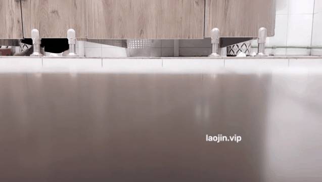 剧情极品御姐偷拍户外厕拍驱车前往商场厕所十几个妹子撒尿拉屎自己也忍不住自慰[2V 1347 MB] [BT]