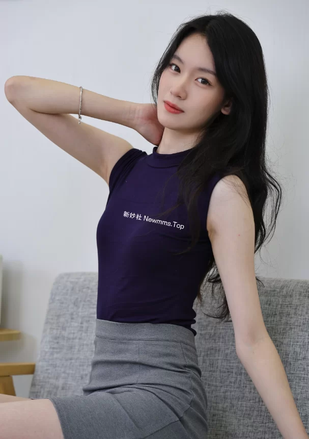 《绮梦摄影》人气足模小艺364（制服裸足）《图包+视频》 [465P＋2V-12GB]