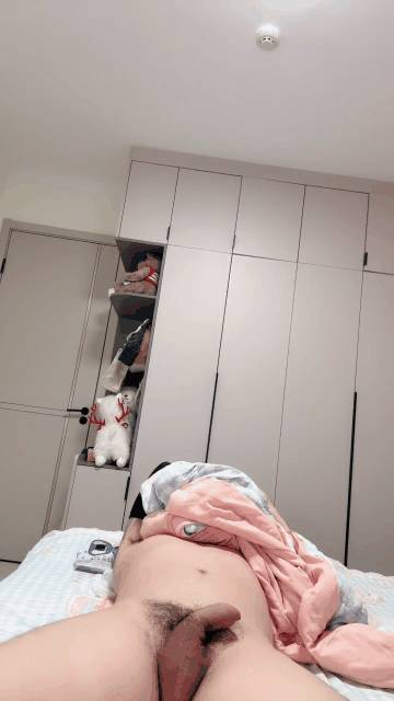 剧情-月野兔糖美人 高颜值大长腿 大奶无毛嫩穴 出租套房疯狂啪啪 深喉口鸡巴 口爆吞精[2V 3683 MB] [BT]