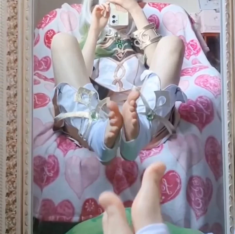 奈奈子超乖-足控萝莉语调（迦南/西施/凌华/纳西妲/心海） [2V-596.2MB]