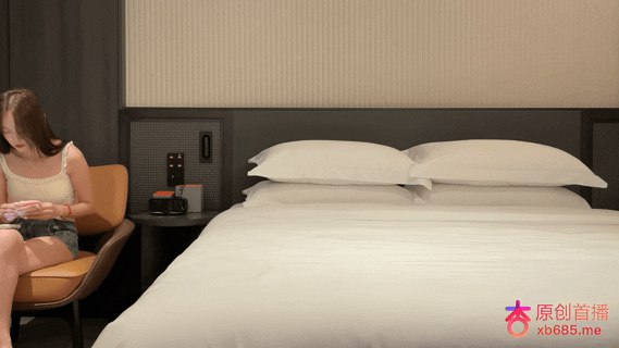 国产高端探花大神《龟仙人-成昆-曹长卿》高颜外围校花女大AI超清4K全集《18V75G》