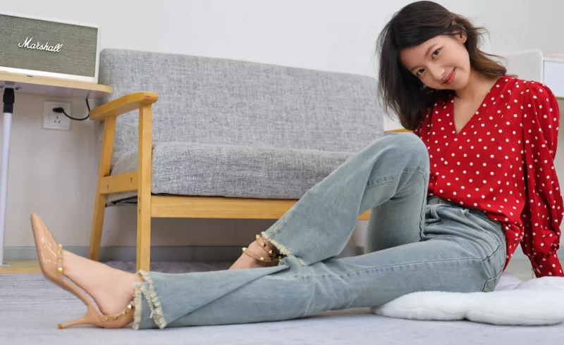 《绮梦摄影》人气足模淇淇397（裸足）《图包+视频》 [2V＋460P-9.98GB]