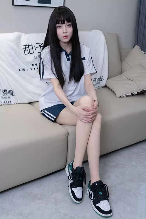 甜予摄影-珞珞-板鞋短裤薄肉丝美腿[134P1V-1.9G百度网盘] [134p1v-1.9GB]