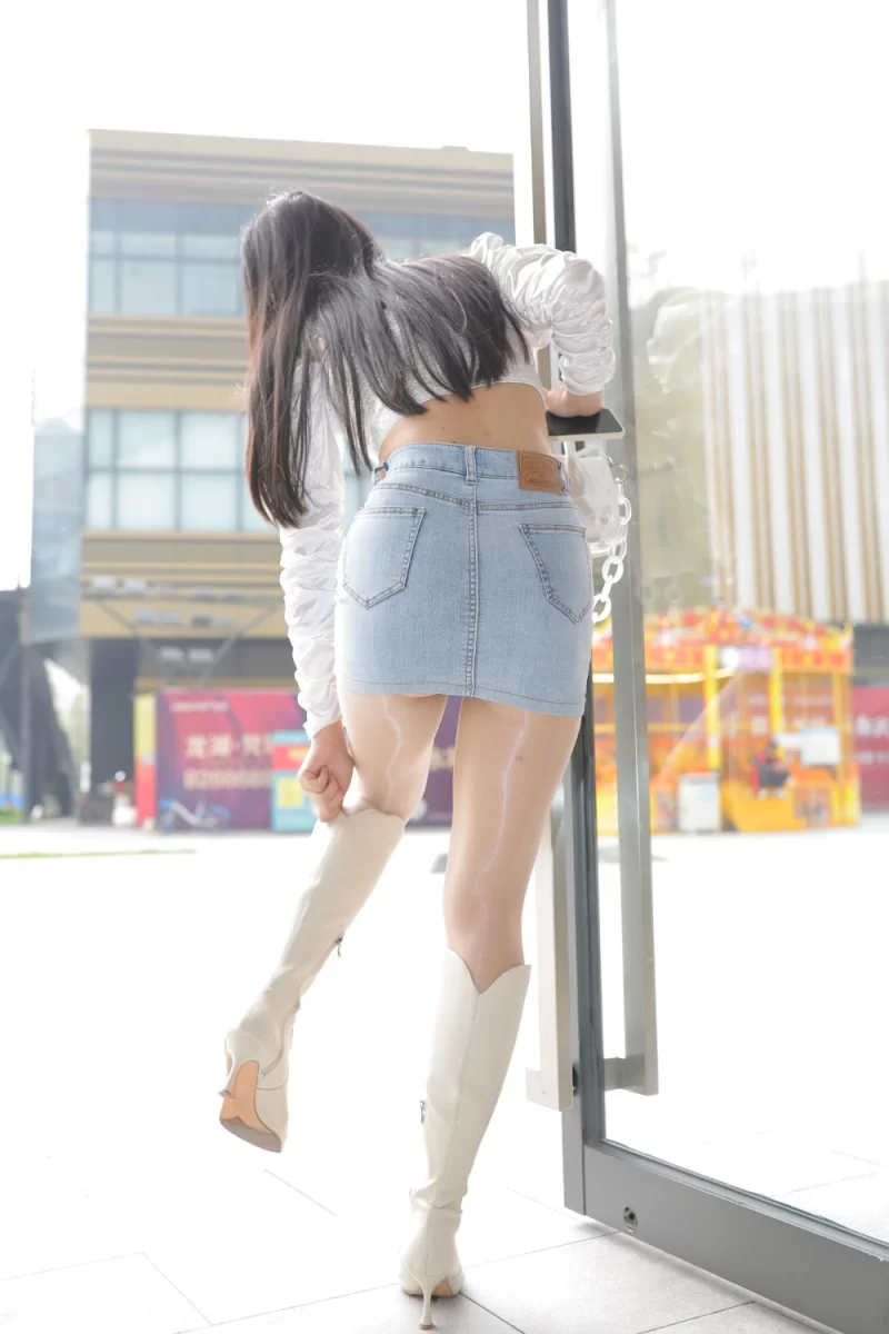 凯恩街拍摄影-牛仔裙小姐姐 [302p-309MB]