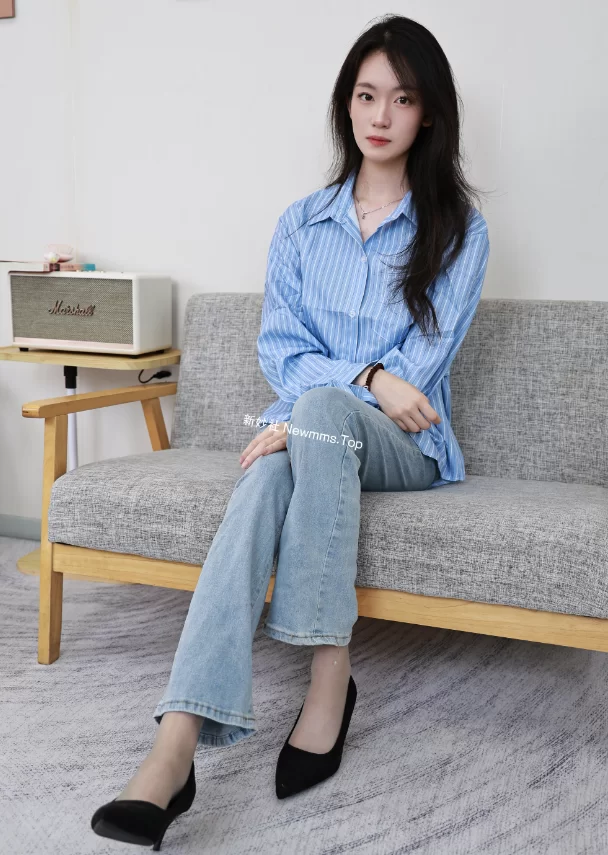 《绮梦摄影》人气足模小艺408（灰丝）《图包+视频》 [2V＋460P-13.4GB]