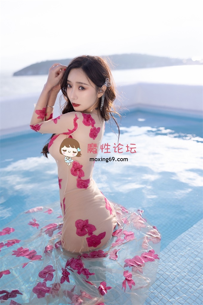 度盘秀人网 王馨瑶 高价露脸 透视蕾丝极品黑森林 清晰露毛 [76P-1V-1.19G][百度网盘]