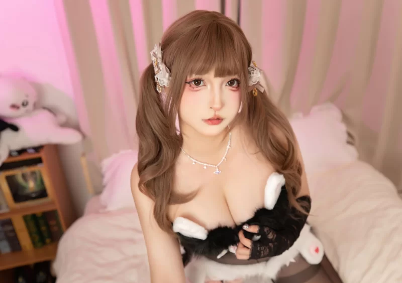 神乐坂真冬_腰丝双马尾 [75P] [75P-350m]